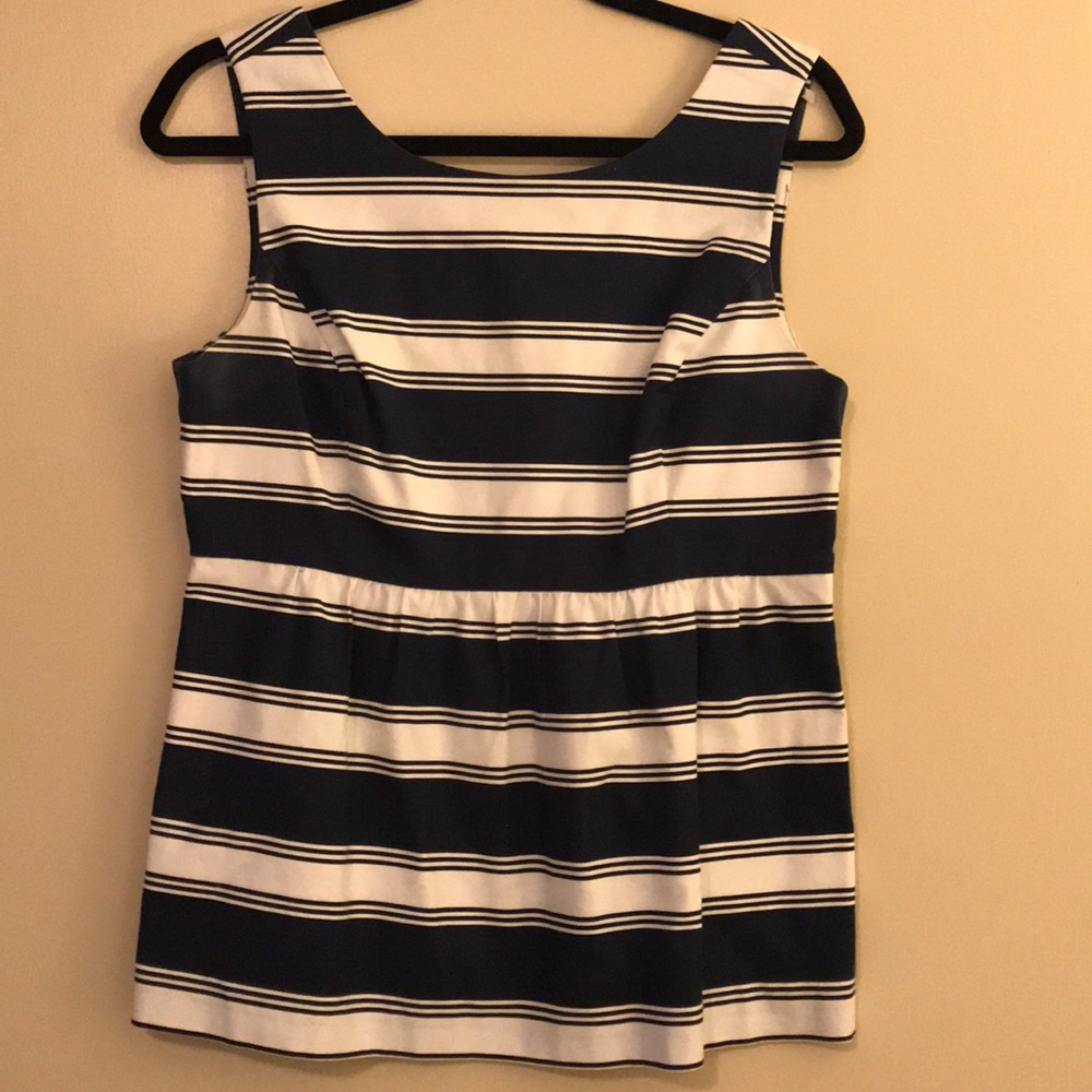 Vineyard Vines nautical peplum top